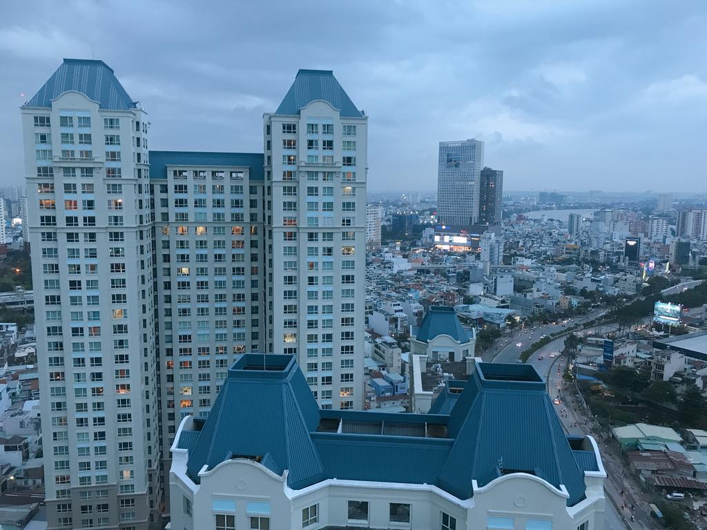 The Manor 2 Luxury Apartment Free Roof Top Pool ホーチミン市 エクステリア 写真